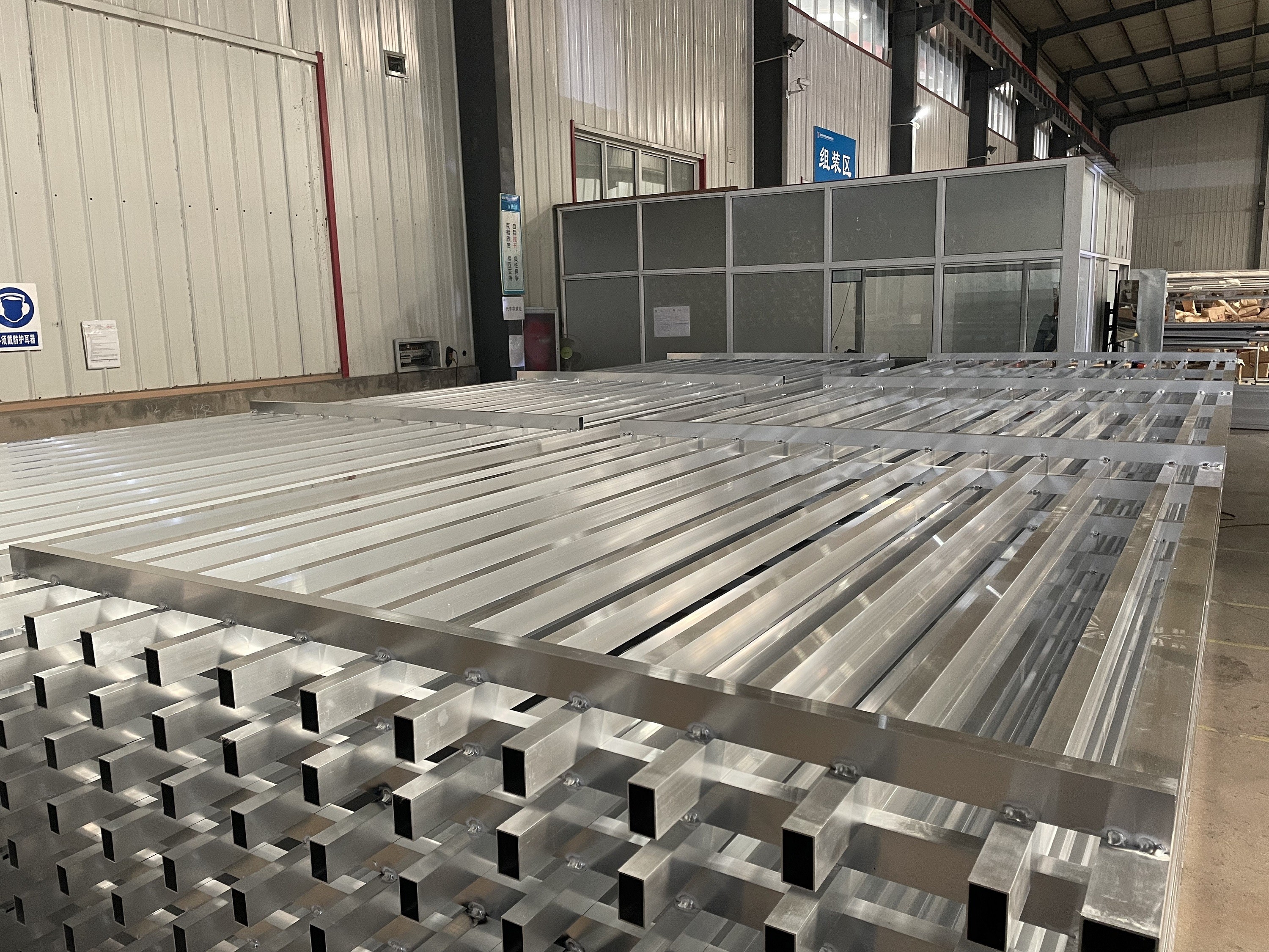 Create Strong Stylish Building Architectural Aluminum Structure